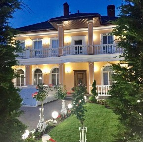 Продается достойный дом в Варваровке.