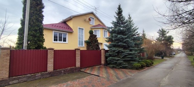 Київська область, Лісне