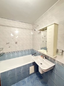Продам 2-ю квартиру на Черёмушках