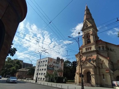 Продам 6 ком. квартиру ул. Новосельского