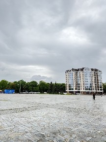 Продаж 3х в новобудові на центральцій площі Перемоги