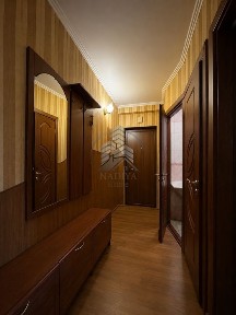 Продаж 2-кімнатної квартири по вул. Лазаренка