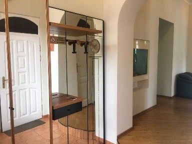 Стильна квартира/офіс 90 м² біля м. Хрещатик, вул. Лютеранська. Без %.