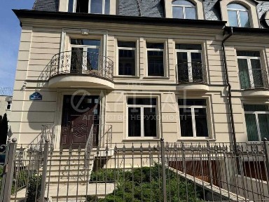 Аренда офиса на ул. Новоселицкая, Выдубичи, ЖК Renaissance Residence