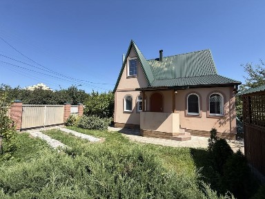 Будинок з новим ремонтом та меблями / Газ + твердопаливний котел + піч / сауна / гараж / 15 хв до Києва