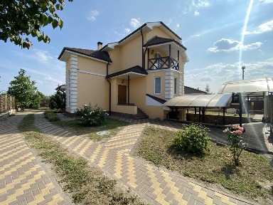 Продам сучасний будинок с. Рожівка