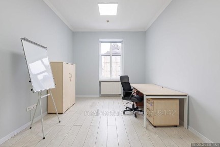 Продаж 7 кімн. квартира 196 м² 3/4ц вул. Проспект Шевченка 465000$