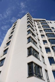 Продаж готової 2-кімнатна квартира з індивідуальним газовим опаленням в сучасному ЖК поруч центру