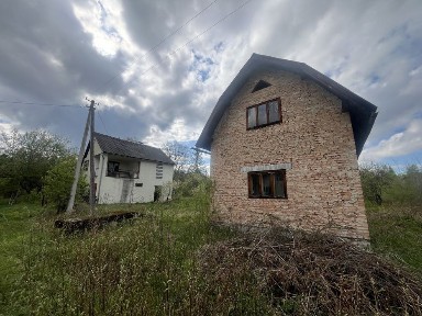Продається садовий будиночок неподалік м. Моршин