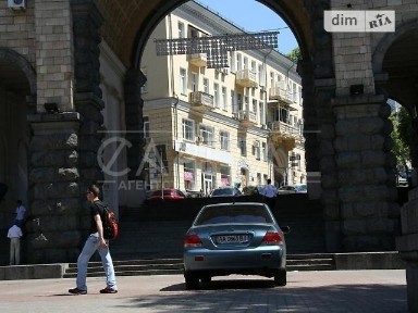 Лютеранська вулиця, мікрорайон Липки, район Печерський, Київ, метро Хрещатик, вул. Лютеранська 3, площа 290 кв. м • ID 34667043
