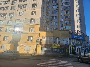 Суборенда приміщення Кирила Розумовського, 17