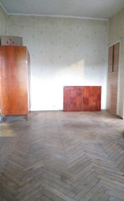 Продаж 2-х кімнатної квартири в цегляному будинку в Українці.