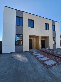 Вітаю! Продаж Будинок Дуплекс, заводимо газ. Від забудовника.