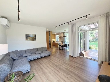 Будинок Passive house з цегли 178 м2 ремонт генератор 9 соток Петропавлівська Борщагівка 2 км Київ поруч Чайки Софіївська Борщагівка