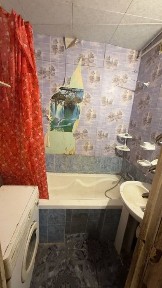 1 кімн квартира під кап ремонт на Корольова, ринок