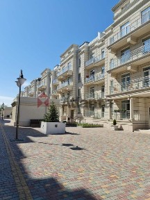 Квартира элит-класса в 28 Жемчужине