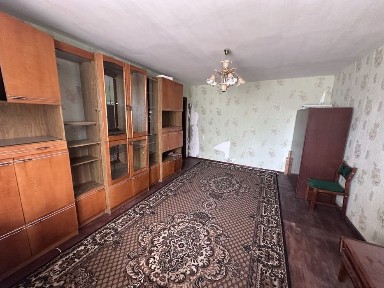Продам 4х комнатную квартиру в пригороде Черноморска