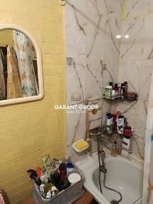 Дві окремі кімнати з власним санвузлом та кухонною зоною