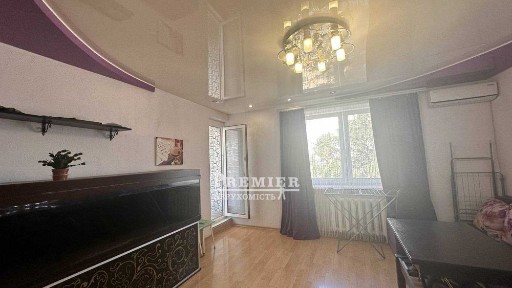 Двухкомнатная с шикарным ремонтом в Приморском районе
