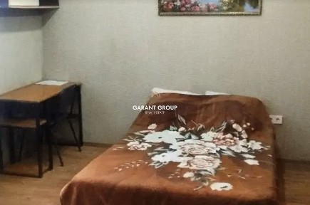 Студія на Черемушках з сучасним ремонтом