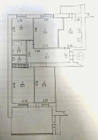4-кімнатна квартира в районі Ромакса, 3/10цегл.