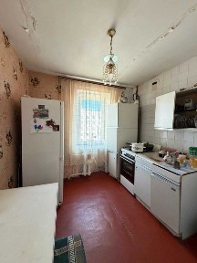 Продається 1кім квартира в районі 13 школи