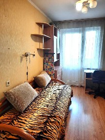 Киев, Якуба Коласа ул., 21