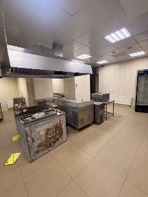 Оренда кухні. Біля метро.