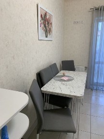 Продам однокімнатну затишну квартирум. Макарів.