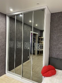 Продам 1 комнатную квартиру студію, центр, Павлоград