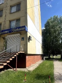 Комерційна нерухомість - магазин та офіс