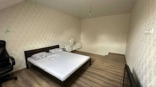 Продам двухуровневую квартиру, Ленпоселок, ул. Н. Аркаса. Дом новой постройки.