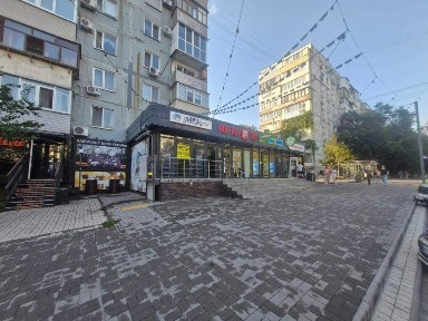Пропонується в оренду приміщення навпроти АТБ
