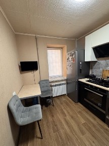 Продам 2х кімнатну квартиру в с. Пісочин