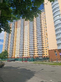Киев, Юрия Кондратюка ул., 1