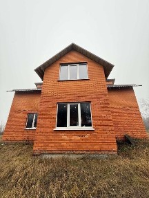 Добротний будинок у передмісті Полтави (Мильці)