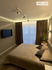 Здам подобово 2к квартиру на вул. Космічна • ID 33141333