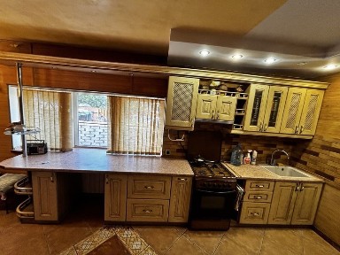 Продам частину будинку