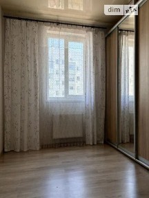 Миру вулиця, 55, мікрорайон ХТЗ, район Індустріальний, Харків, метро Індустріальна, вул. Миру 55 • ID 34619382
