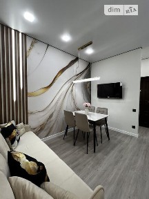 Продаж 2к квартири 42 кв. м на вул. Краснова 1Г • ID 34618085