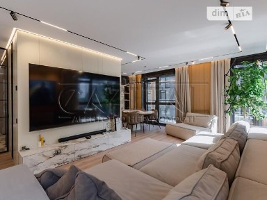 Продаж 3к квартири 118.7 кв. м на вул. Предславинська 42 • ID 34591650