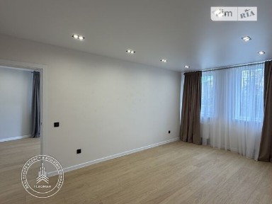 Продаж 2к квартири 70 кв. м на вул. Одеська • ID 34581927