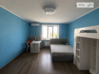 Приозерний бульвар, Гатне, бул. Приозерний 3 • ID 34580941