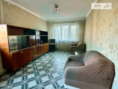 проспект Петра Калнишевського, мікрорайон Косіора, район Індустріальний, Дніпро, просп. Петра Калнишевського 32 • ID 34579813