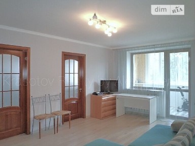 Продаж 3-кімнатної квартири 49 м², Маніжна вул., 20