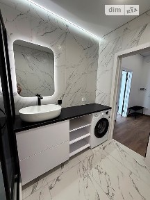 район Шевченківський, Чернівці, Спортивна • ID 34577901