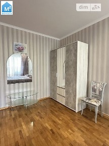 Євгега Чикаленко/Сімʼї Глодан, затишна гарна квартира, меблі, техніка, ГАРАЖ