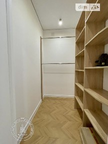 Продаж 3к квартири 78 кв. м на вул. Олександрівська 3 • ID 34576433