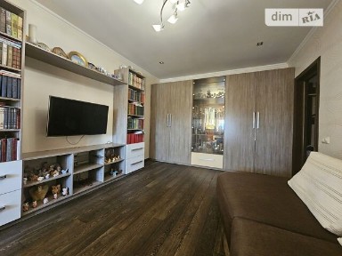Продаж 2к квартири 53 кв. м на вул. Йорданська 4Б • ID 34575931