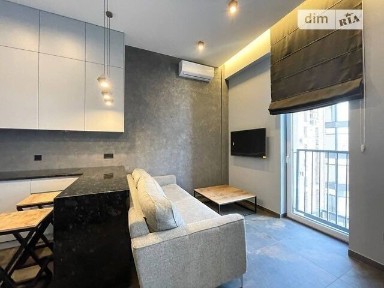 Продаж 1к квартири 41 кв. м на вул. Південна 4/6 • ID 34571553